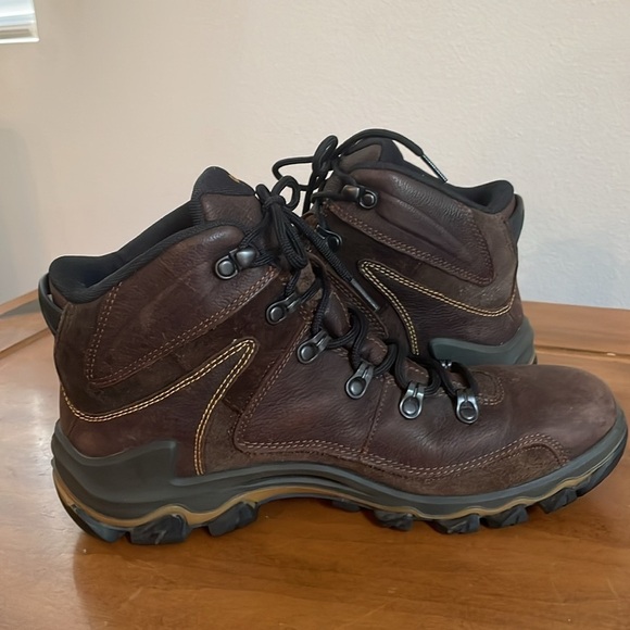 Ecco Dhaka Mid GoreTex Hiking Boot Size 41 main image 9